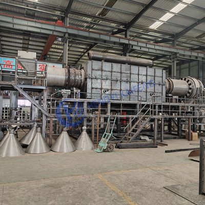 Forno di carbonizzazione a 500-600°C Attrezzatura di carbonizzazione completamente automatica per conchiglie di cocco Legno e conchiglie di nocciole